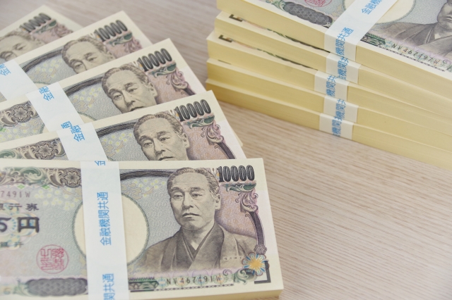 金運をアップさせて宝くじで1億円ゲット！占いを活用した1日の魔法の術！